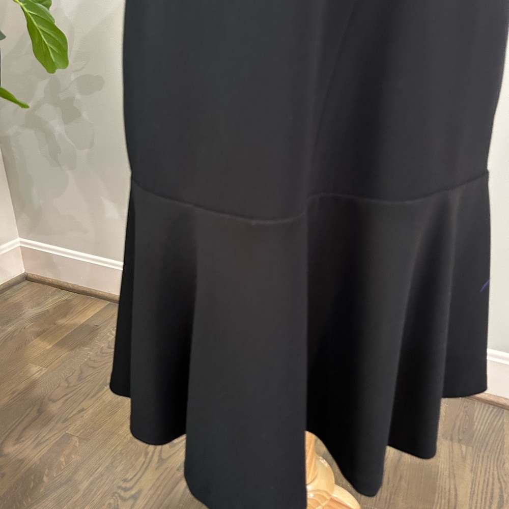 Calvin Klein Black Sleeveless V-Neck Midi Dress - Picture 2 of 8